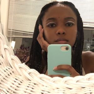 Meet your Posher, Kelsey